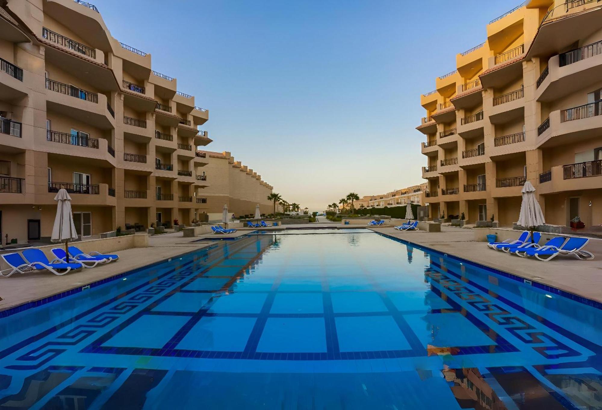 Hotel Selena Beach Resort - Premium Suites 4*